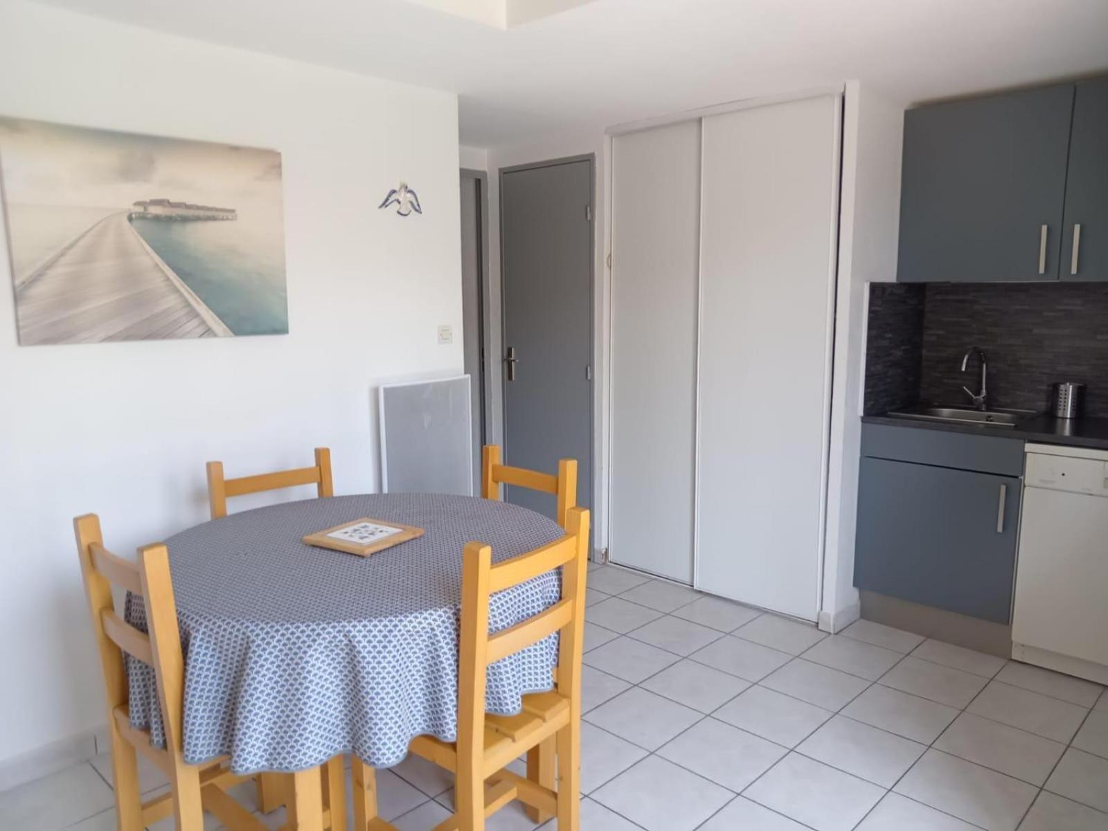 Maison Avec Terrasse Et Piscine Dans Residence A 6Min De La Plage Сент-Мари-ла-Мер Экстерьер фото